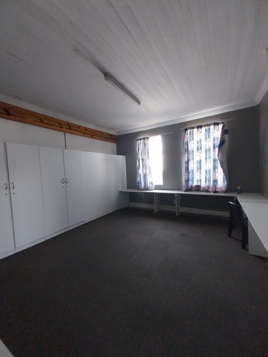  Bedroom Property for Sale in Southernwood Eastern Cape